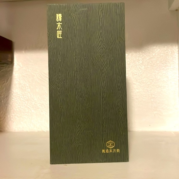 Handmade Wooden Comb with inlay, comes with cloth carrying case, all new in box - Picture 4 of 4